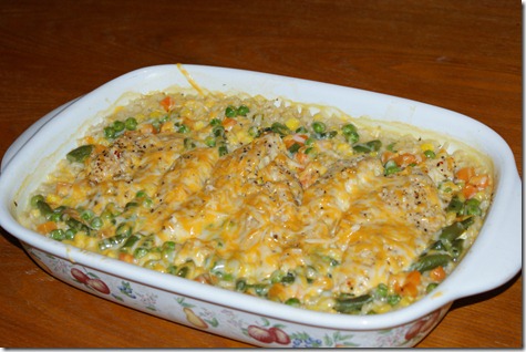 Cheesy Chicken and Rice Casserole