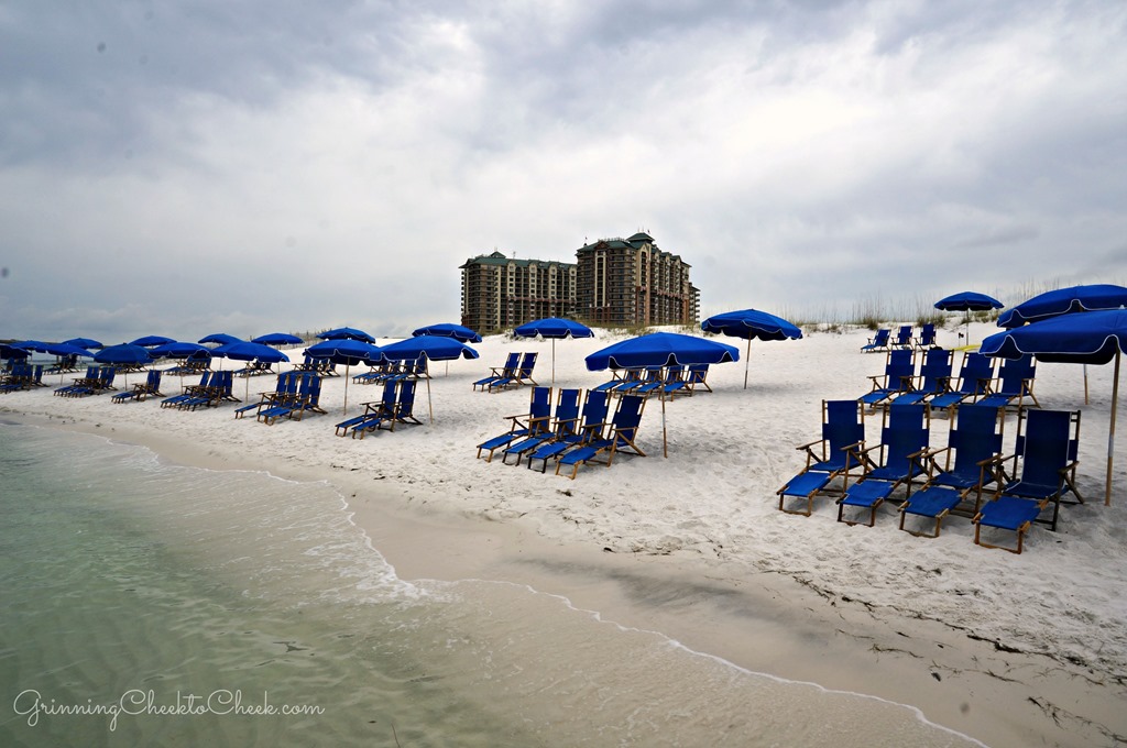 The Emerald Grande In Destin Florida Indestin Grinning Cheek To Cheek