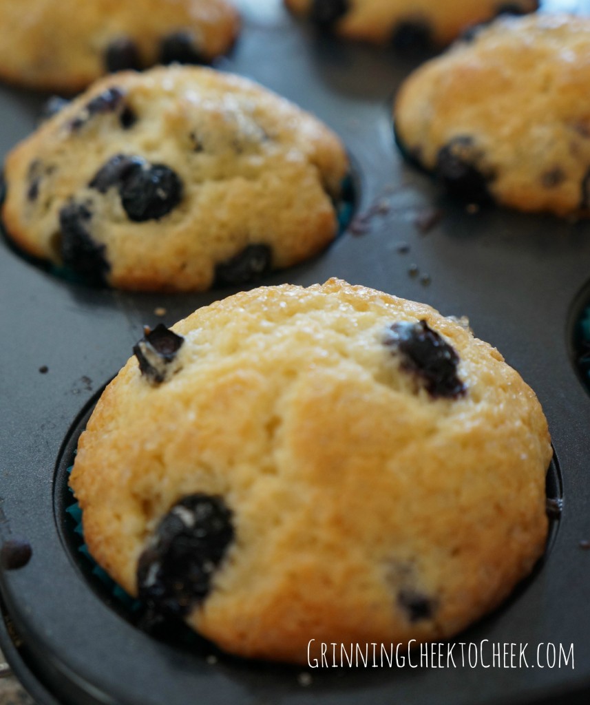 Crunchy Blueberry Muffins