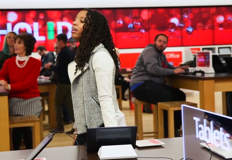 Flash Mob Carol with Microsoft #MSFTHoliday #spon