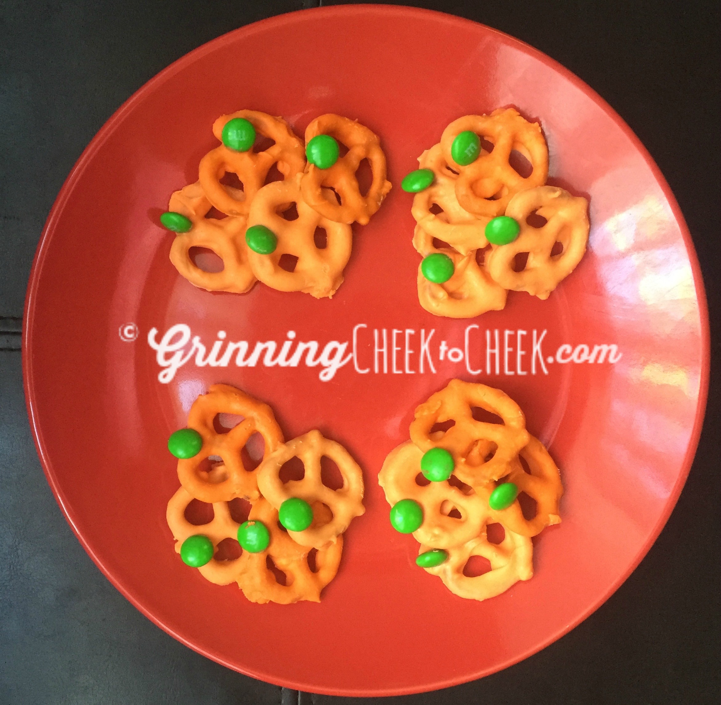 Pumpkin Pretzels #Autumn #Recipes