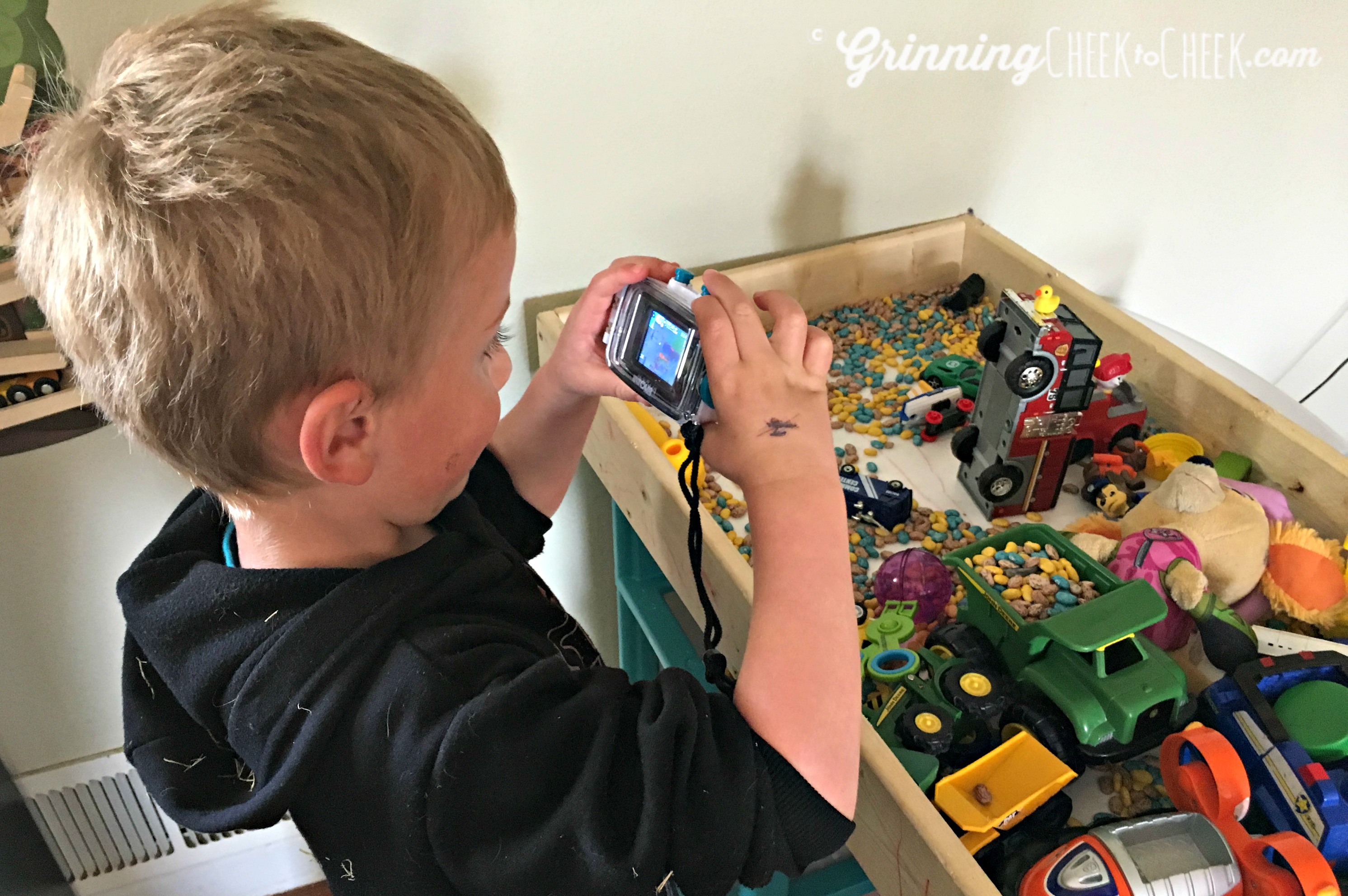 Great Camera for Kids and Adults! #Ad #Waterproof #KidsCamera #SpringFun