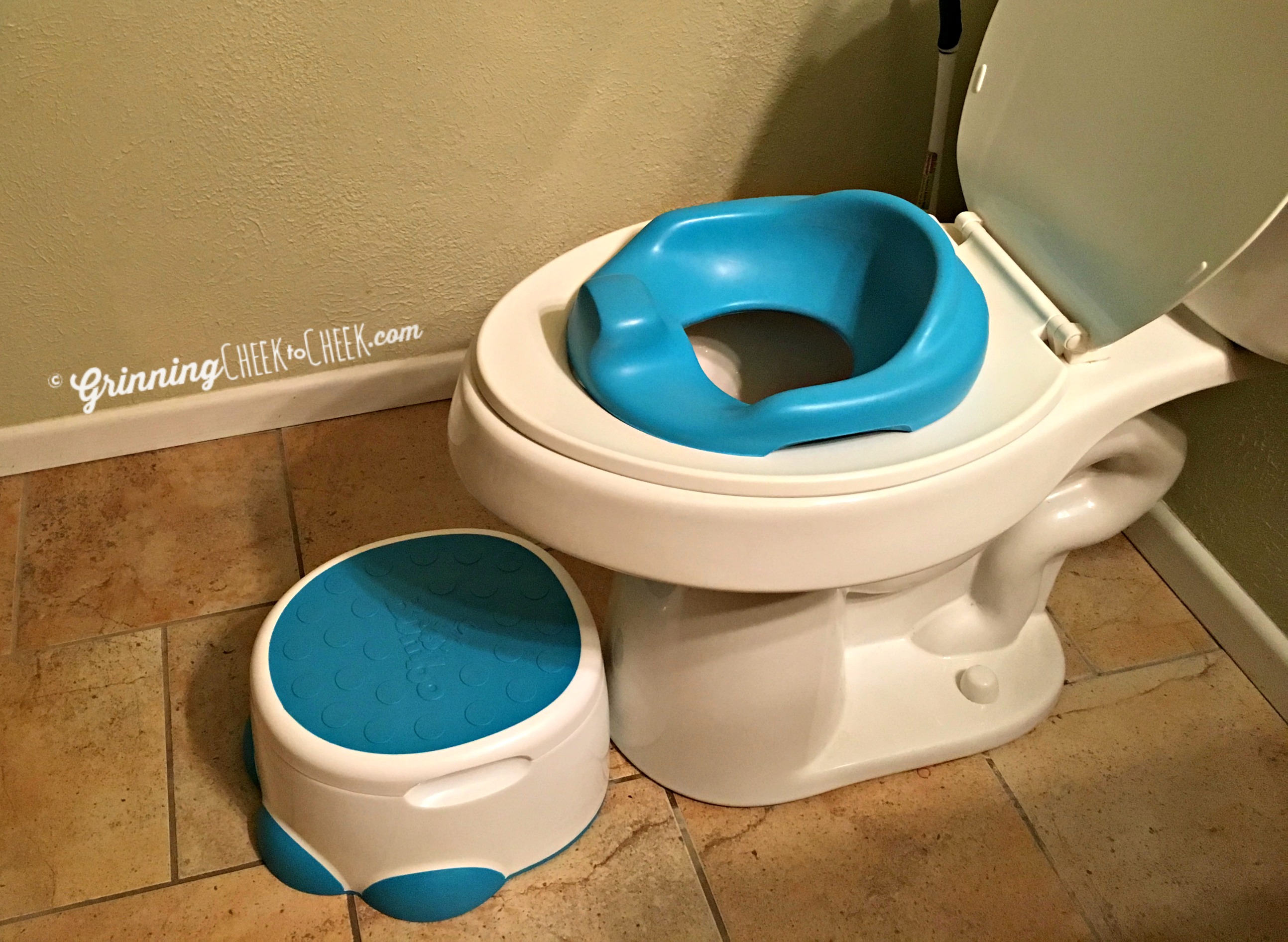 bumbo potty chair