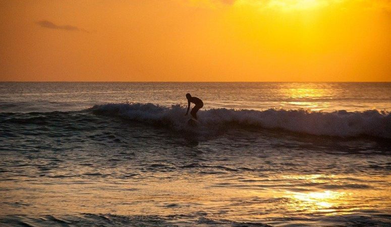 Beginner surfing in Bali: Top 5 waves