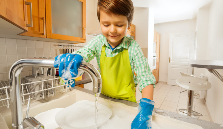 7 Easy Chores That Can Train Your Kids To Be Self-Reliant
